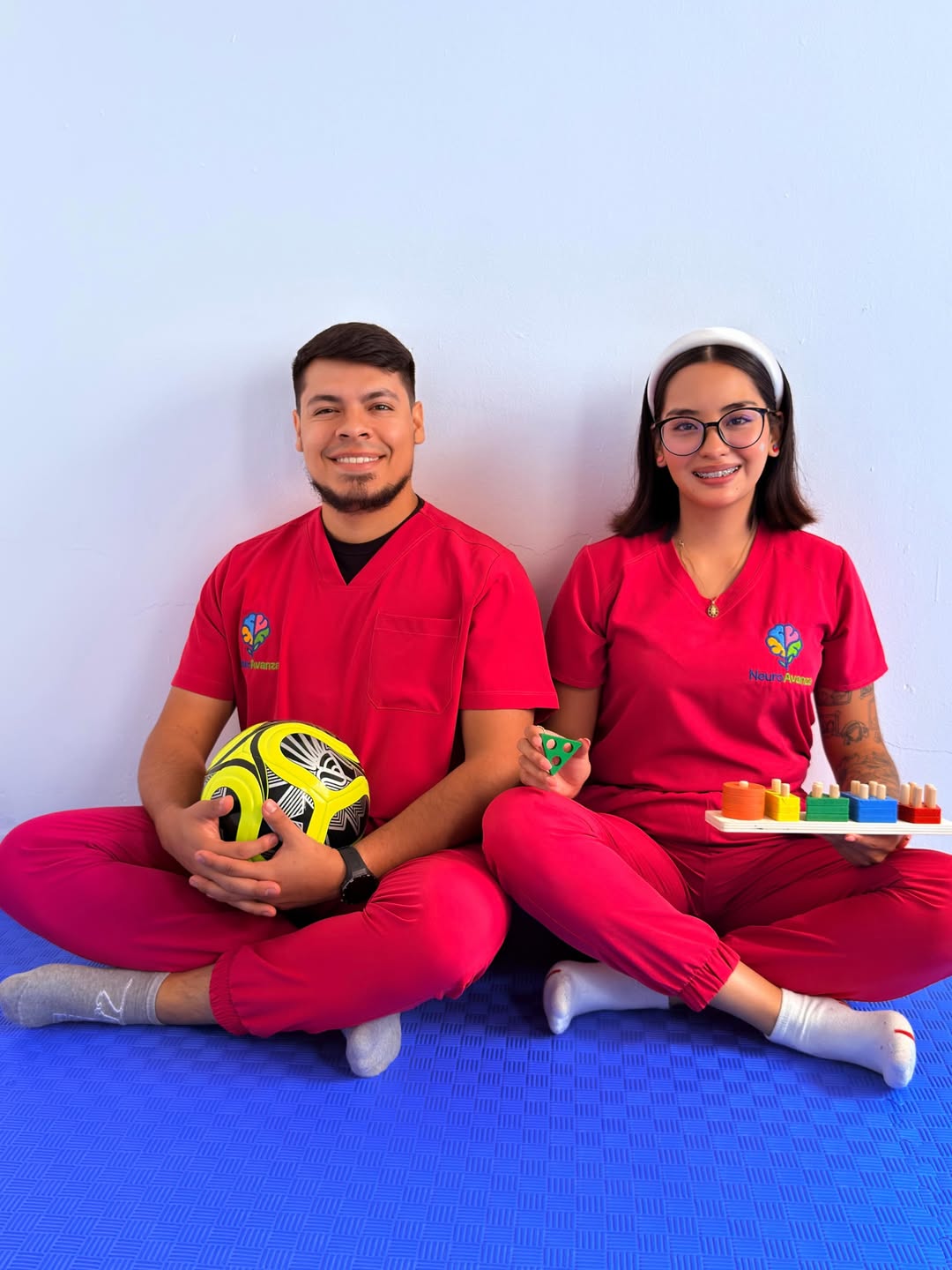 Lic. Jorge Cantú y Mtra. Sheyla Benavides